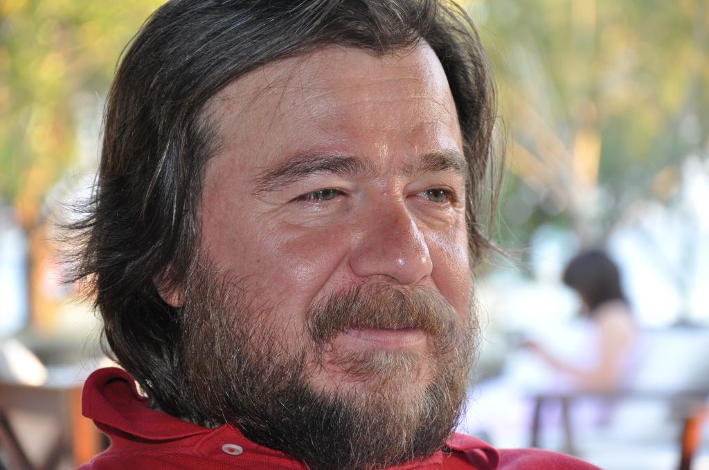 Metin Açıkgöz