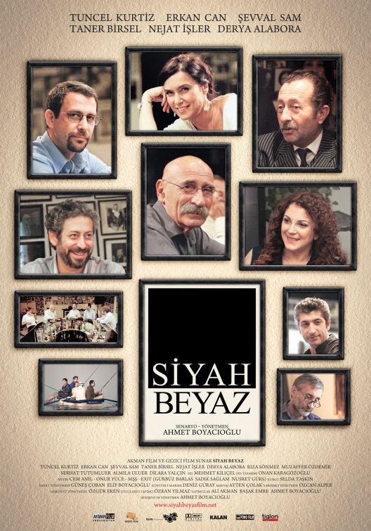 Siyah Beyaz afişi