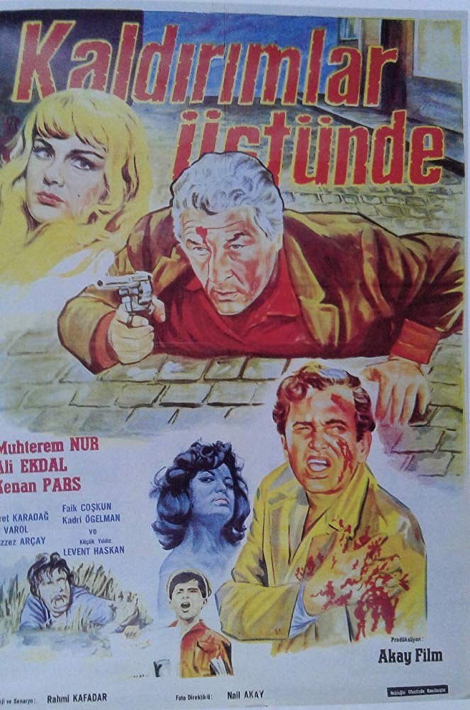 Kaldırımlar Üstünde afişi