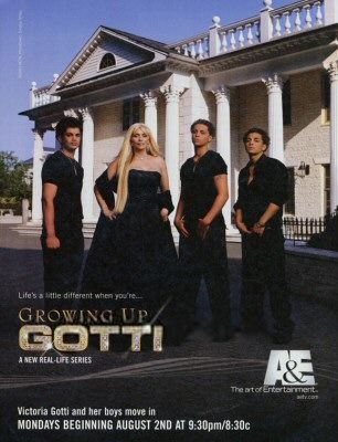 Growing Up Gotti afişi