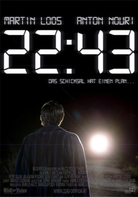 22:43 afişi