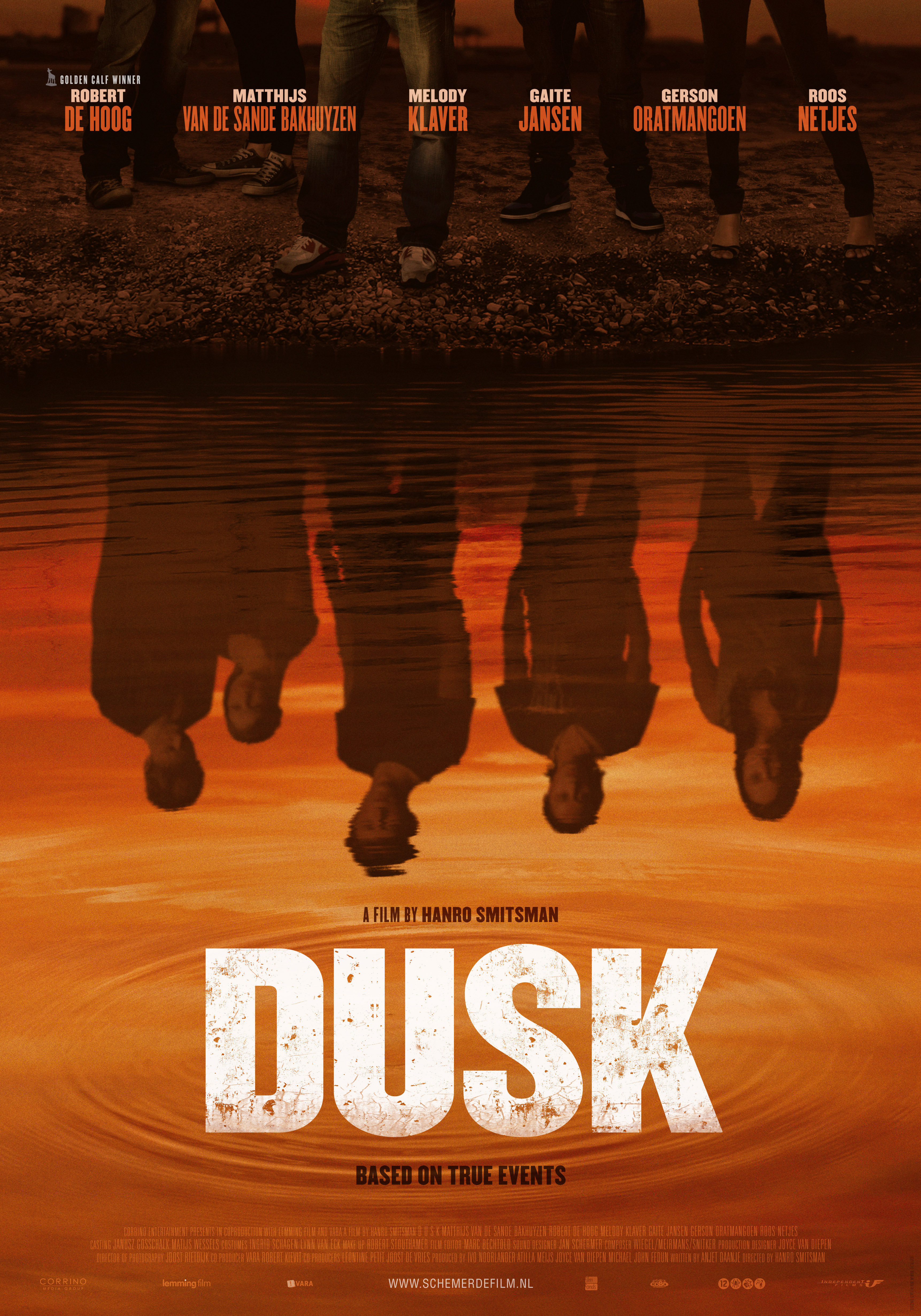 Dusk afişi