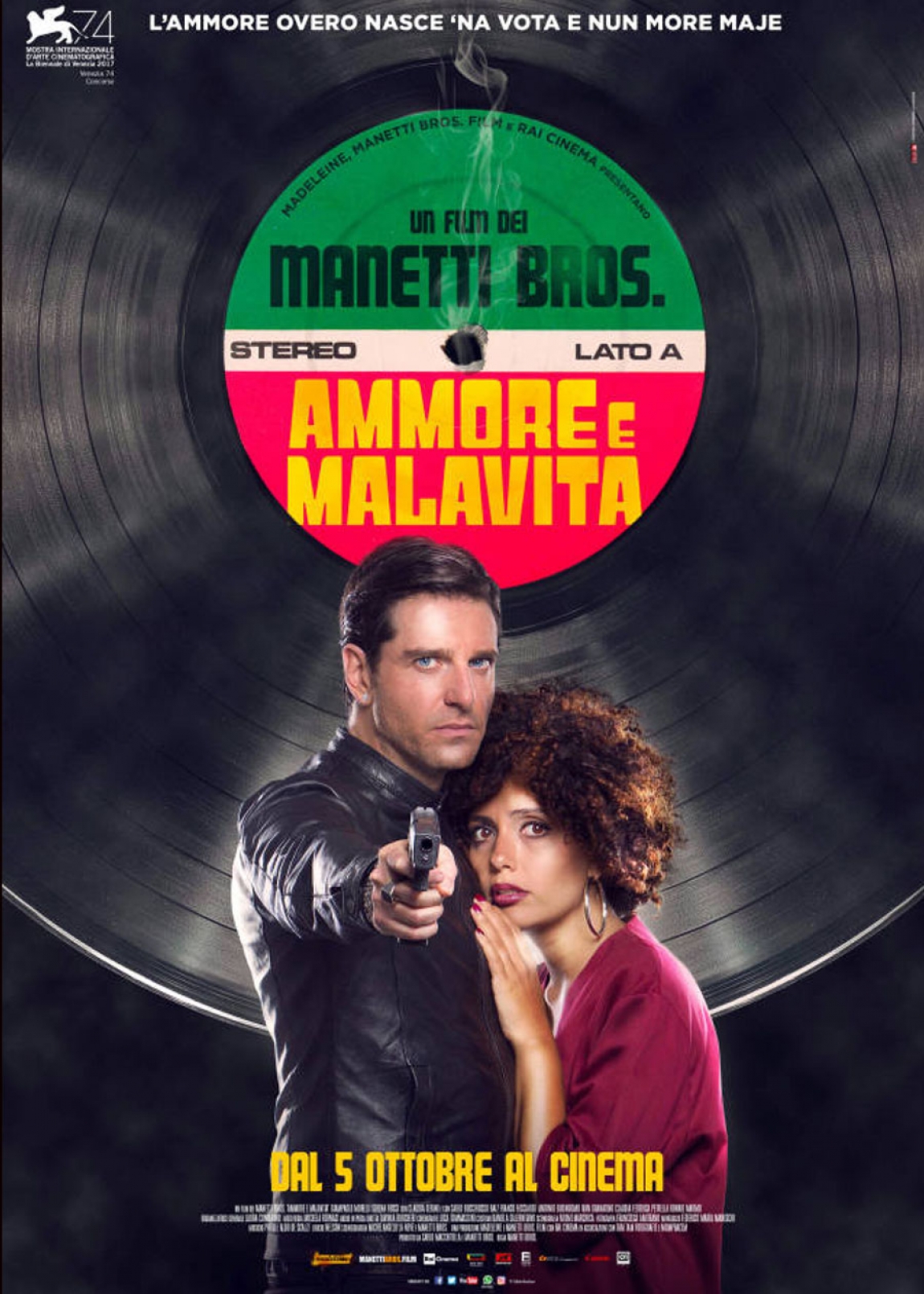 Love and Bullets afişi