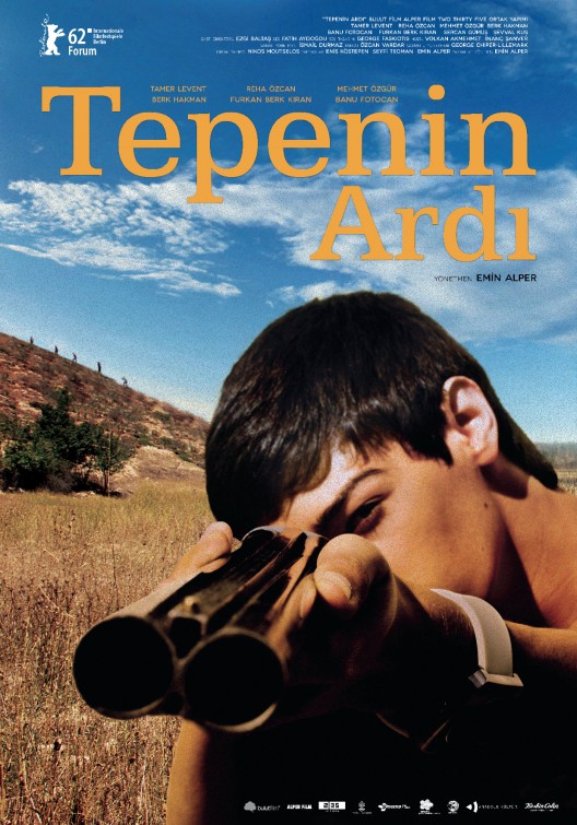 Tepenin Ardı afişi