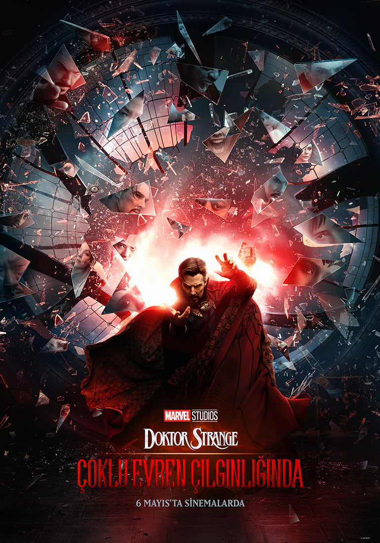 Doktor Strange: Çoklu Evren Çılgınlığında afişi