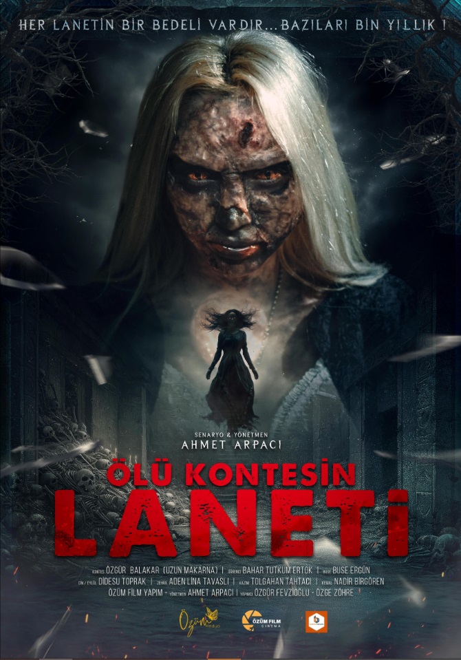 Ölü Kontesin Laneti afişi