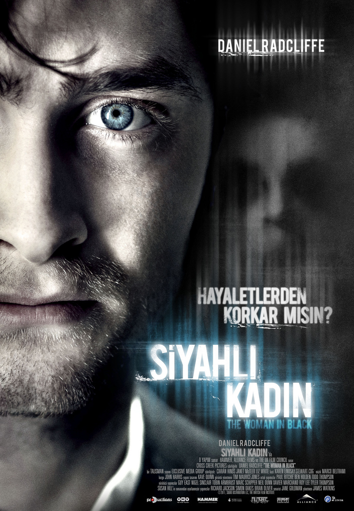 Siyahlı Kadın afişi
