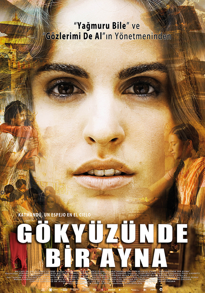 Gökyüzünde Bir Ayna afişi