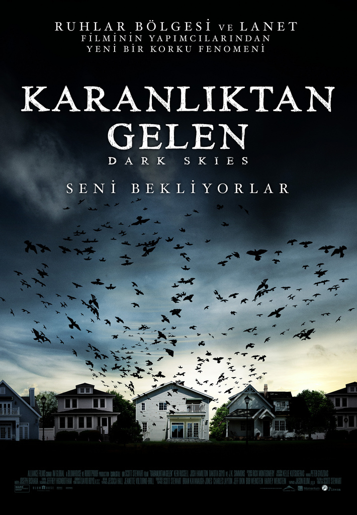 Karanlıktan Gelen afişi