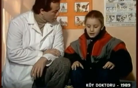 Köy Doktoru afişi