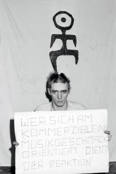 B-Movie: Lust & Sound in West-Berlin 1979-1989 afişi