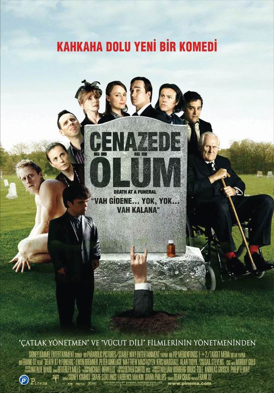 Cenazede Ölüm afişi