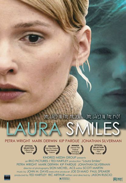 Laura Smiles afişi