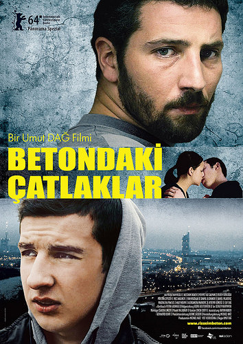 Betondaki Çatlaklar afişi