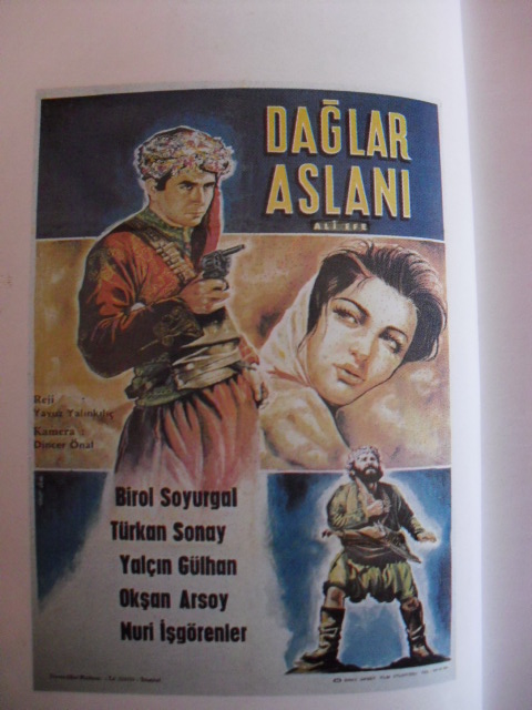 Dağların Aslanı afişi