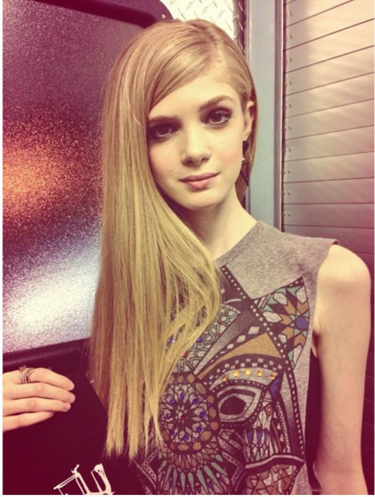 Elena Kampouris