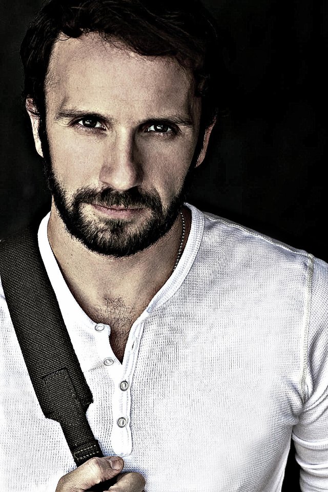 Brad Everett Young
