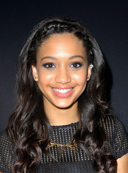 Samantha Logan