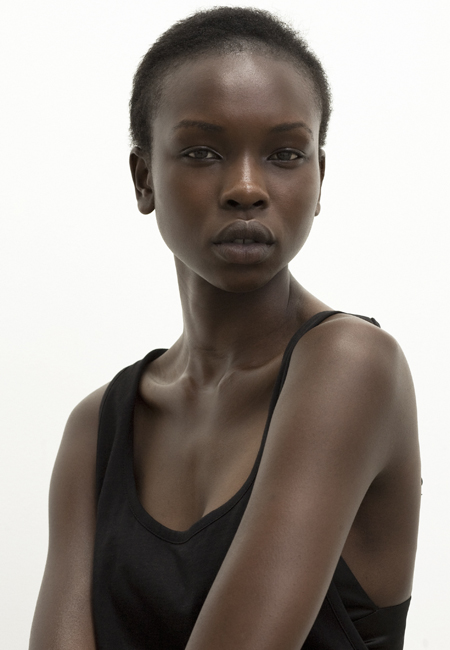 Yaya Deng
