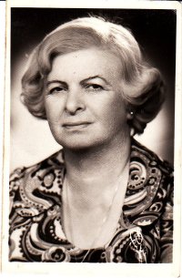 Semahat Özdenses