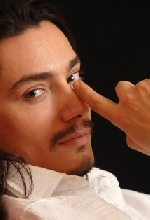 Enrique Alcides