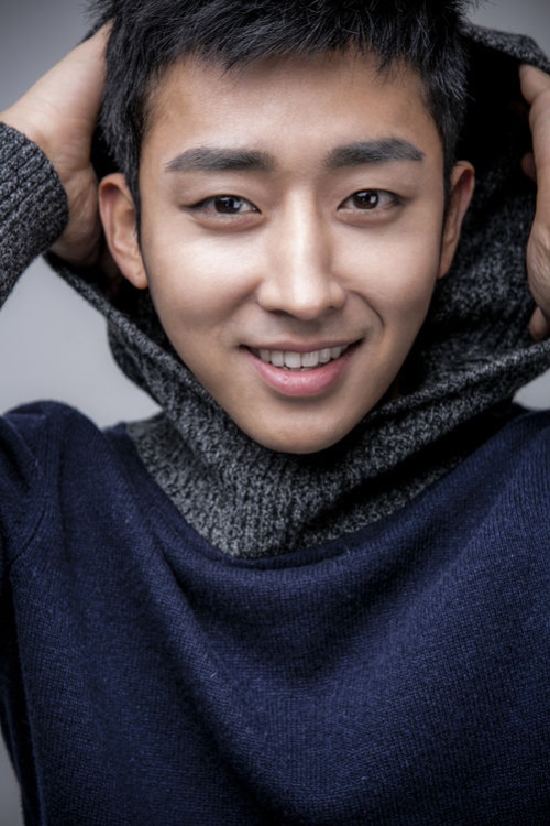 Ho Jun Son