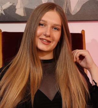Jasmine Berkiş