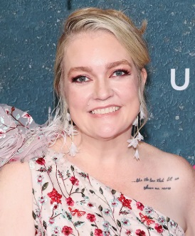 Colleen Hoover