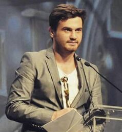 Onur Dur