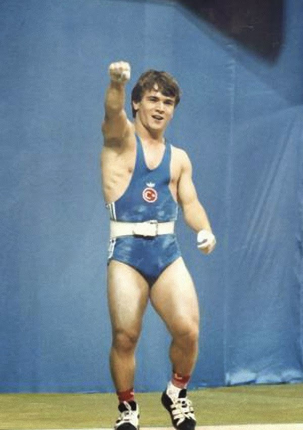 Naim Süleymanoğlu