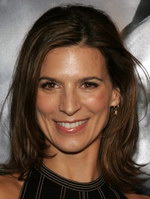 Perrey Reeves