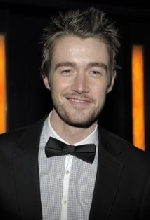 Robert Buckley