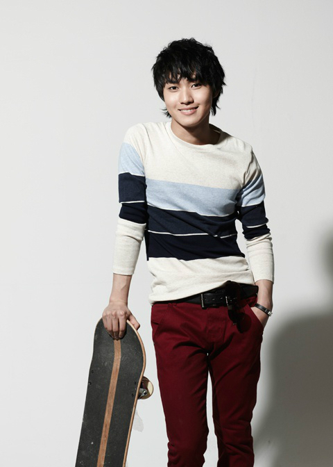 Min-Ho Lee