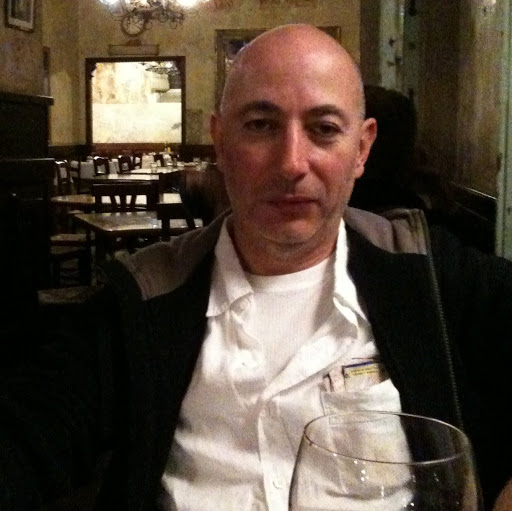 Hakan Akol