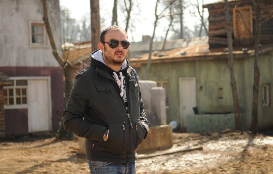 Erhan Güler (2)