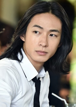 He Huang
