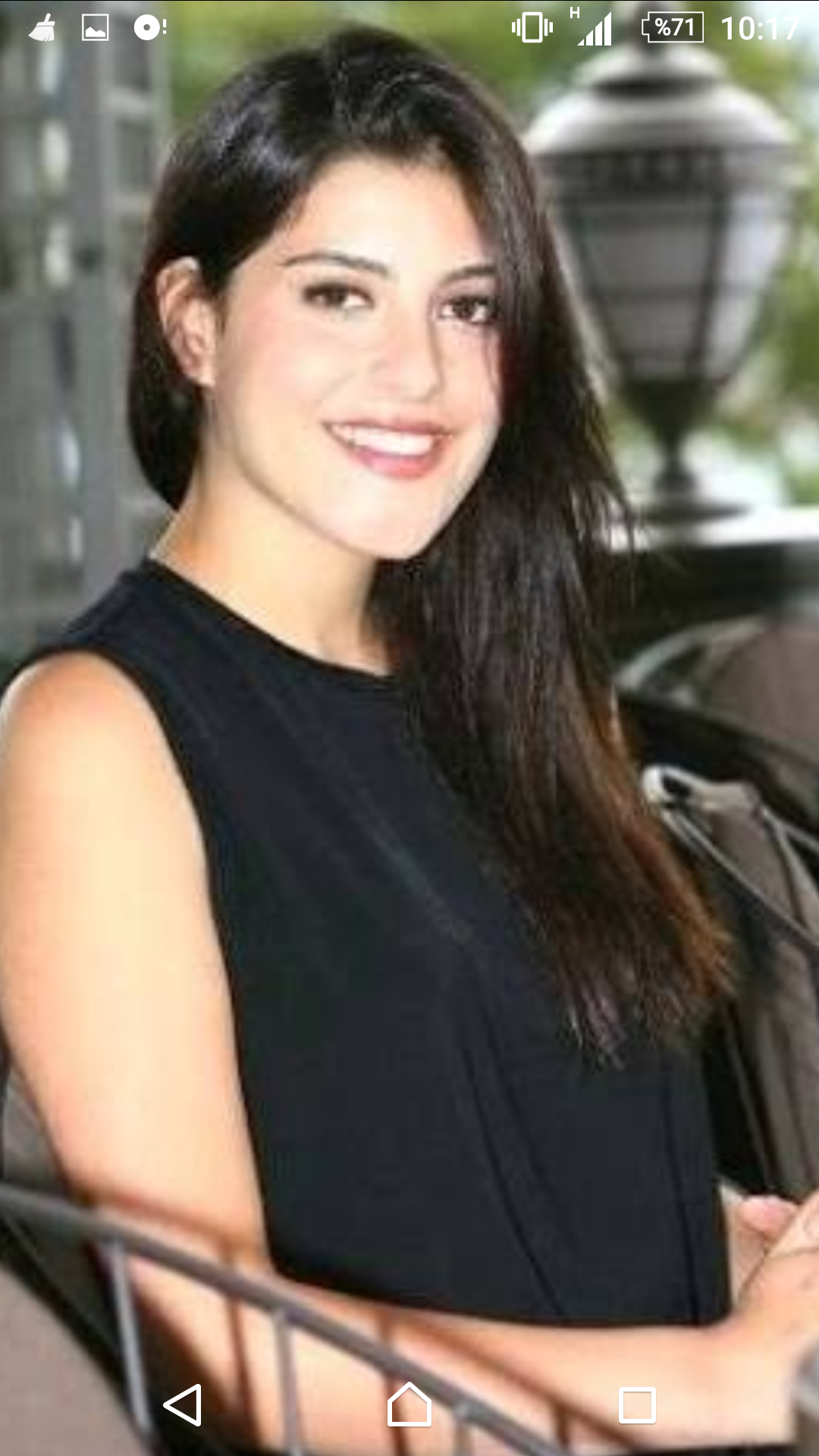 Ecem Akbin