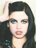 Lily McMenamy