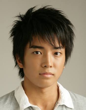 Kensuke Owada