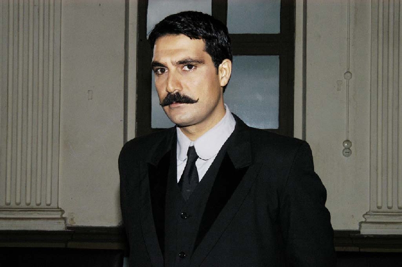 Bülent İnal