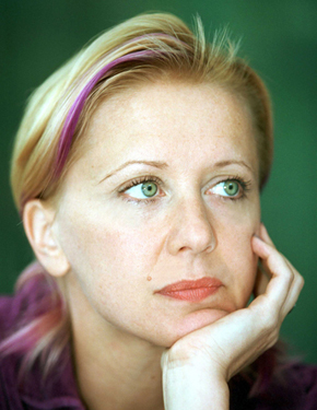 Enikö Eszenyi