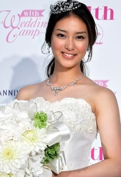 Emi Takei