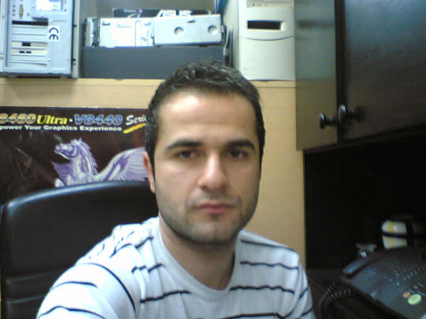Akın Kurt