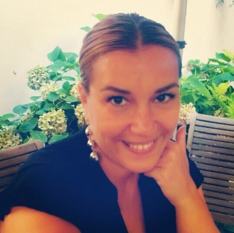 Özlem Görer