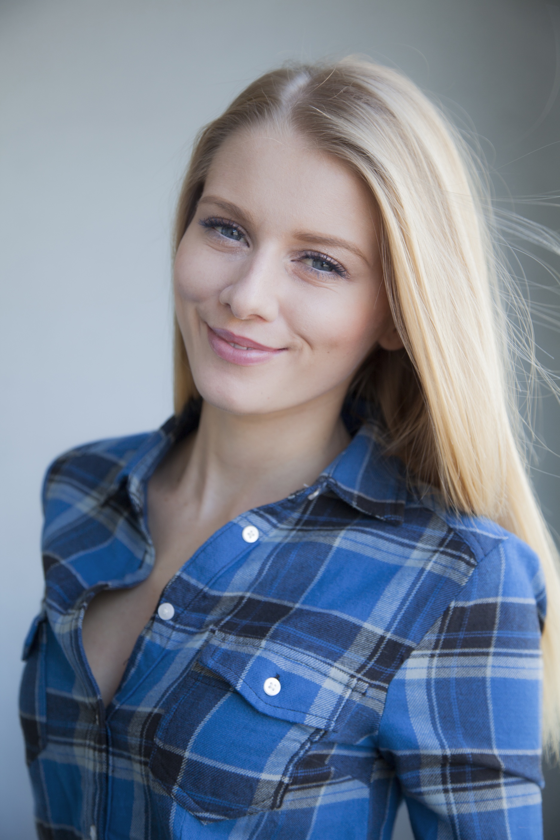Alena Savostikova
