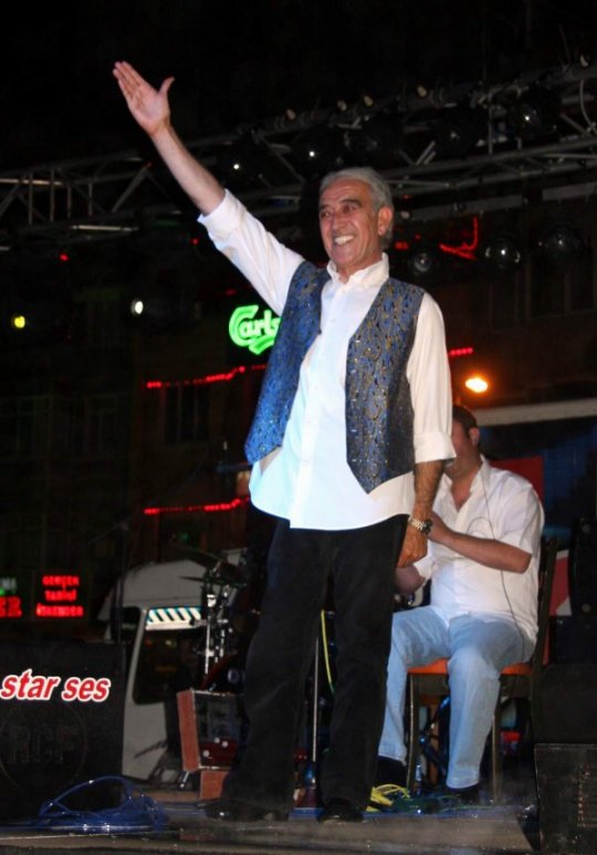 Edip Akbayram